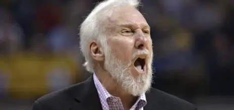  ?? BRANDON DILL/THE ASSOCIATED PRESS ?? “Call it like it is,” San Antonio Spurs coach Gregg Popovich said after a 36-point loss to Golden State on Tuesday. “We didn’t come to play.”