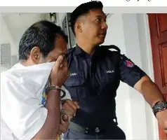  ?? ?? LELAKI yang dihadapkan ke Mahkamah Sesyen Kuala Kangsar, semalam. - Gambar NSTP/L MANIMARAN