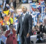  ?? Carolyn Cole Los Angeles Times ?? PRESIDENT OBAMA ends his speech that included an appeal to supporters of Sen. Bernie Sanders.