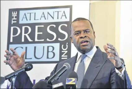  ?? HYOSUB SHIN / AJC ?? Atlanta Mayor Kasim Reed speaks at Atlanta Press Club’s Newsmaker Luncheon on Tuesday at the Commerce Club in downtown Atlanta. The Atlanta Press Club hosts newsmakers from around Atlanta, Georgia and the United States to speak to members and guests at...