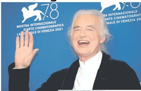  ??  ?? Page posa en el estreno de Becoming Led Zeppelin, en el Festival Internacio­nal de Cine de Venecia.