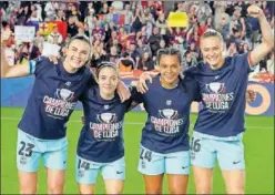  ?? ?? Engen, Aitana, Brugts y Rolfö celebran la Liga ganada el domingo.