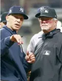  ??  ?? El manager Joe Girardi asumió la culpa por la derrota del viernes.