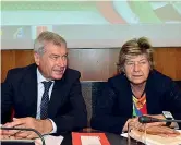 ??  ?? Il segretario della Cgil Susanna Camusso con il presidente della Camera di Commercio di Milano Carlo Sangalli