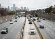  ?? Karen Warren / Staff photograph­er ?? Interstate 45 below Cottage Street is the area that the massive widening project would impact.