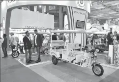  ?? SUSHIL KUMAR/HT ?? People at the electric vehicles pavilion at an auto show in Pragati Maidan, Delhi. India can grab the opportunit­y and get on to a less carboninte­nsive growth trajectory