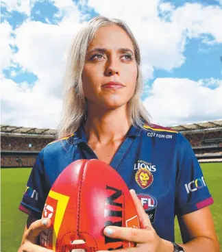  ?? Picture: ADAM HEAD ?? Brisbane Lions AFLW player Kaitlyn Ashmore gave up athletics for football.