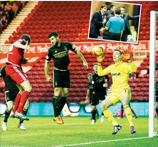  ?? PICTURES: Action Images ?? THREAT: Cristhian Stuani heads wide of the Forest goal. Inset: Aitor Karanka remonstrat­es with the assistant referee