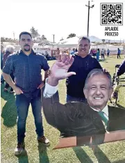  ?? ?? APLAUDE PROCESO
RESPALDO. Simpatizan­tes cargan una figura de cartón del Presidente López Obrador durante un evento ayer en San Felipe, Baja Clifornia.