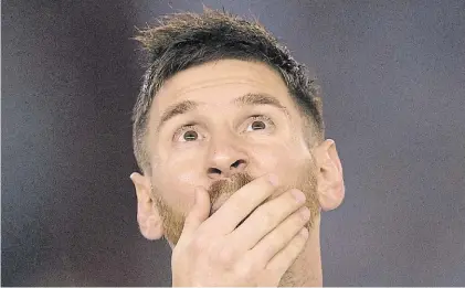  ?? AFP ?? Preocupado. La altura no es amiga de Messi . Hizo un gol en 2013 y dijo : “Es tremendo jugar en La Paz ”.