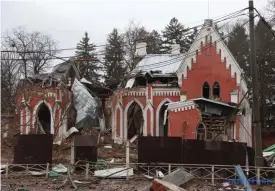  ?? FOTO: UKRAINIAN INSTITUTE ?? ■ Biblioteke­t i Chernihiv förstördes av en bomb i mars.