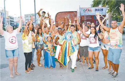  ?? FOTOS: SANDRO VOX ?? Até o dia 5 de março 18 blocos filiados na Braduc, liga de blocos de rua, vão desfilar em Duque de Caxias