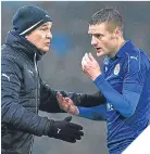  ??  ?? Claudio Ranieri with Jamie Vardy.