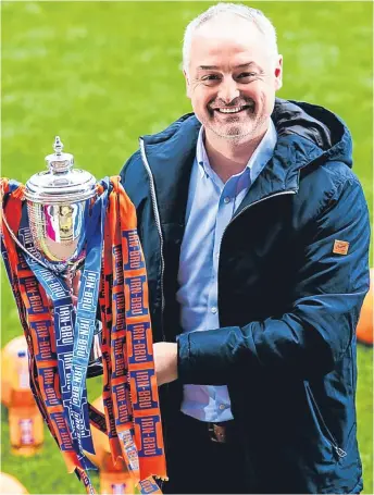  ?? Picture: SNS. ?? Ray McKinnon was at Fir Park yesterday as he helped promote this Saturday’s Irn Bru Cup Final between the Tangerines and St Mirren.