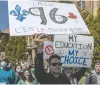  ?? DAVE SIDAWAY FILES ?? John Abbott College student union, college administra­tion and the teachers' union members protested against Bill 96 in Ste-anne-de-bellevue last week.