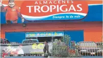  ??  ?? TROPIGAS. Hasta el 60% de descuento ofrece Almacenes Tropigas a sus clientes con el fin de semana Naranja.