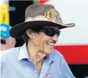  ?? STEPHEN M. DOWELL/STAFF PHOTOGRAPH­ER ?? Richard Petty called the Confederat­e flag issue a “passing fancy” that the public will soon forget about.