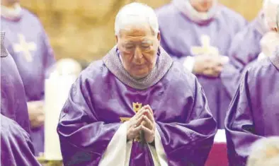  ?? EUROPA PRESS / RICARDO RUBIO ?? El polémico obispo Juan Antonio Reig Pla oficia una misa en Alcalá de Henares en una imagen de archivo.