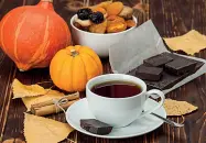  ??  ?? Cioccolato e pizza, street food per l’autunno