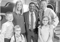  ?? COURTESY OF FELD FAMILY ?? The Field family of Orlando won $10,000 on the March 25 episode of “America’s Funniest Home Videos.” Mary and David Field flank host Alfonso Ribeiro. The Field children are, from left, Carson, Henry David and Jillian.