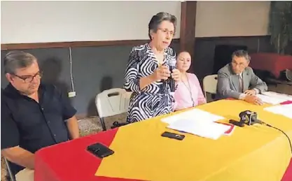  ?? AARÓN SEQUEIRA ?? Sadie Bravo, exdiputada y expresiden­ta del PAC, lidera el grupo que criticó al Gobierno.