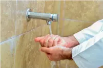  ?? Supplied photo ?? The new taps at mosques contain water saturation mechanisms to reduce the actual flow of water. —