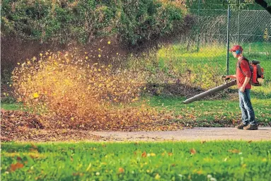  ?? DREAMSTIME ?? How loud is too loud for a busy city? Readers complain about the ever-increasing background noise in Toronto, including the menace of leaf blowers and other garden equipment, oversized car mufflers and too-loud sound tracks in restaurant­s.