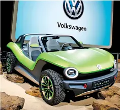  ??  ?? Logotipo VW de LED y una carrocería que parece flotar sobre el chasis.