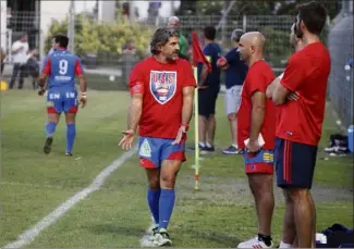  ?? (Photo Frank Muller) ?? Stéphane Aureille ne foulera plus la pelouse de Marquet cette saison. Mais il pourrait y revenir avec le RCHCC la saison prochaine, où son nom circule pour étoffer le staff actuel...