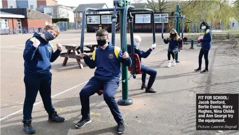  ?? Picture: Leanne Bagnall ?? FIT FOR SCHOOL: Jacob Benford, Bertie Evans, Harry Hughes, Nina Childs and Ann George try the equipment.