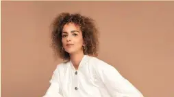  ?? ?? ↓
Leïla Slimani.