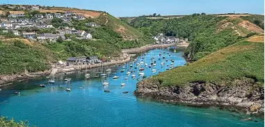  ?? ?? Rich history: Upper and lower Solva overlook a stunning natural harbour in Wales