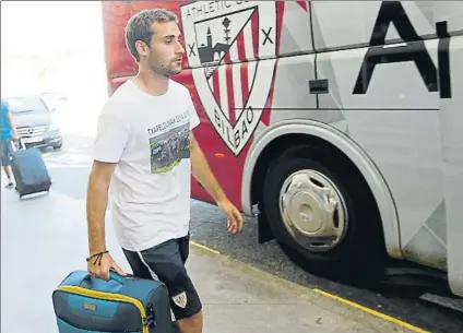  ?? FOTO: MIREYA LÓPEZ ?? Gorka Santamaría El delantero bilbaíno jugará esta temporada en el Recreativo tras rescindir su contrato con el Athletic