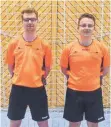  ?? FOTO: FROHNERT ?? Marvin Dannecker (links) und Manuel Volz von der HK Ostdorf/ Geislingen leiten nun Spiele der A-Jugend-Bundesliga.