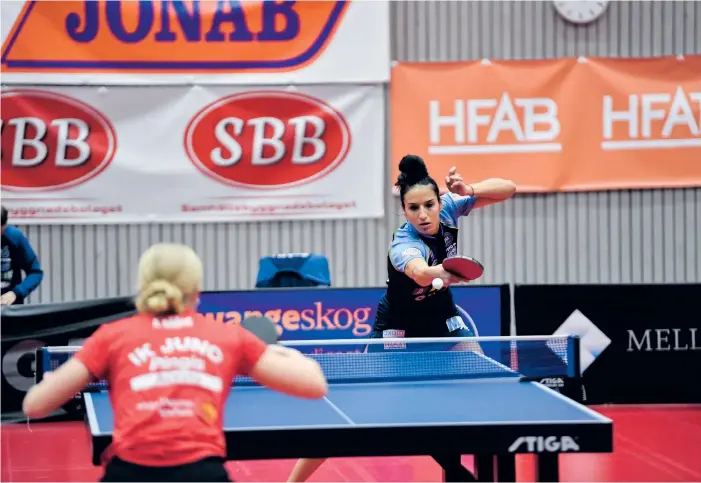  ?? BILD: ROGER LARSSON ?? Halmstads nyförvärv Maria Maria Yovkova var den enda som lyckades vinna en match i storförlus­ten mot Eslöv.