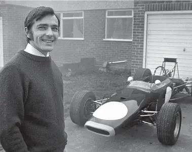  ?? ?? Kevin Bowditch with his Formula 3 racing car in 1971. Ref:134088-1