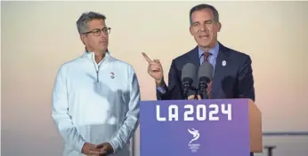  ?? KIRBY LEE, USA TODAY SPORTS ?? A 2016 poll put support for L.A.’s Olympic bid at 88%, a figure Mayor Eric Garcetti, right, cites.