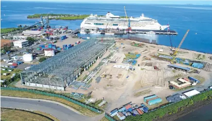  ?? Photo: Charles Chambers. ?? An aerial view of Amex’s Lautoka Wharf facilities.