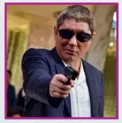  ??  ?? Takeshi Kitano lässt seine Rolle des Otomo noch einmal aufleben