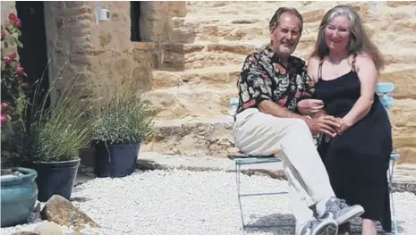  ??  ?? Sandra and husband Greg outside their Italian home.