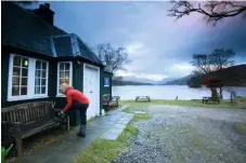  ?? ?? The only sanctuarie­s in a savage wilderness, Loch Ossian Youth Hostel (left) and the Corrour Station House (right).