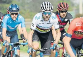  ?? FOTO: TWITTER ?? El ciclista murciano lució el maillot arcoiris de campeón del mundo