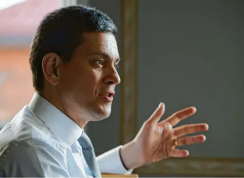  ?? Foto: Henrik Montgomery, Imago ?? David Miliband fordert die Europäer dazu auf, das Heft des Handelns in internatio­nalen Konflikten wieder in die Hand zu nehmen.