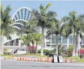  ?? JOE BURBANK/ORLANDO SENTINEL ?? The entrance to the Orange County Convention Center is closed as roads surroundin­g the center are rerouted for coronaviru­s testing, as seen from Internatio­nal Drive on Wednesday.