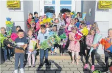  ?? FOTO: PRIVAT ?? Herzlich willkommen: 29 Kinder besuchen jetzt die erste Klasse der GräfinMoni­ka-Schule in Scheer.