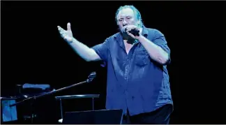  ?? (Photo archives Michaël Alesi) ?? Comme il l’a fait avec talent à Monaco, Gérard Depardieu se produira trois soirs sur la scène d’Anthéa pour chanter Barbara.