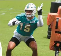  ?? CARLINE JEAN/SOUTH FLORIDA SUN SENTINEL ?? Dolphins LB Jaelan Phillips during an OTA session in Miami Gardens on May 24.