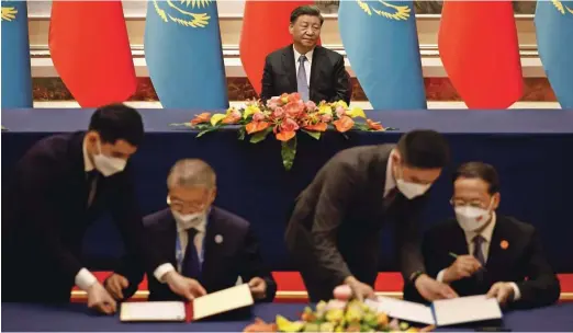  ?? Foto Florence Lo/AFP ?? Vrhunsko srečanje v Xi'anu je priložnost, da kitajski predsednik petim partnerjem predstavi svojo varnostno zasnovo. Ta se bo razlikoval­a od ruske.
