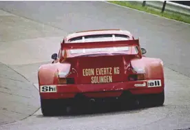  ??  ?? Below left: 1976 ADAC 1000km at the Nürburgrin­g, Egon Evertz and Leo Kinnunen in the former ʼs Porsche 934/5