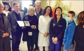  ??  ?? Un lungo percorso terapeutic­o Arriva il gesto del Kiwanis